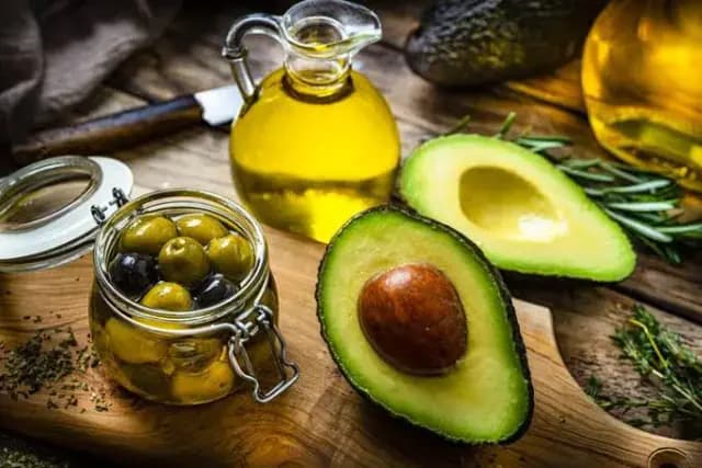 Healthy fats sources across the day